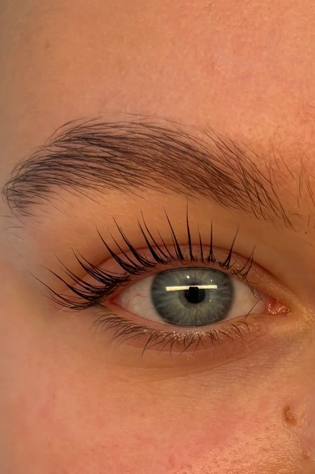 Korean lash lift hos Brows & Beauty i Aarhus. Professionelt lash lift med naturlige produkter i Aarhus.